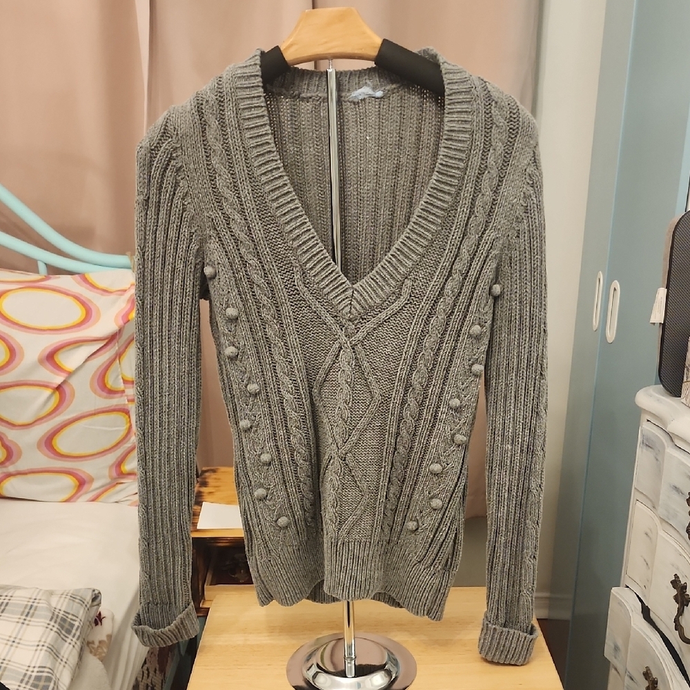 Stylish Gray V-Neck Sweater